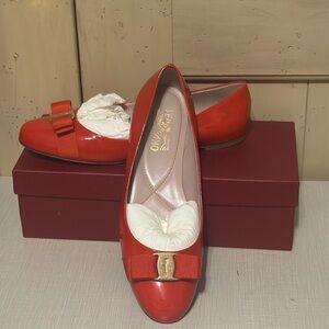 Salvatore Ferragamo Varina CLEMENTINE 9.5B